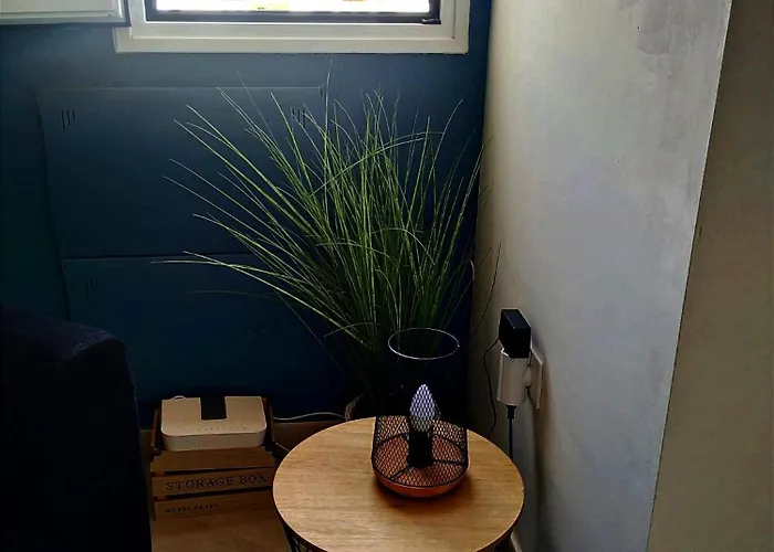 아파트 Sun - Volcano Sunset *